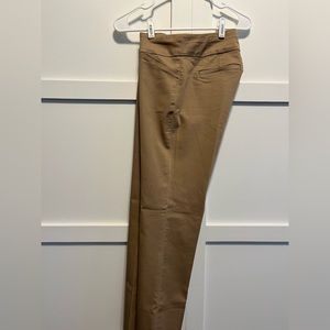 Croft&Barrow Effortless Stretch Pants Straight Leg Pull on Mid Rise flat front